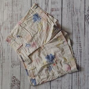 LEVEL 99 LINEN BLEND FLORAL SHORTS - US SIZE 8
